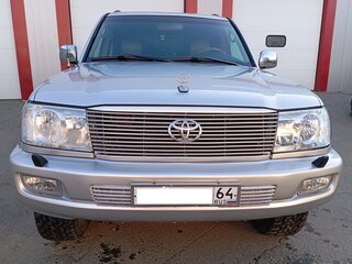 2006 Toyota Land Cruiser 100 Series Рестайлинг 2, серебристый, 2230000 рублей, вид 4