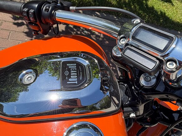2023 Harley-Davidson Breakout, оранжевый, 2190000 рублей - вид 10