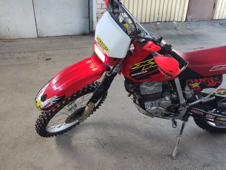 2001 Honda XR 250, красный, 270000 рублей, вид 2
