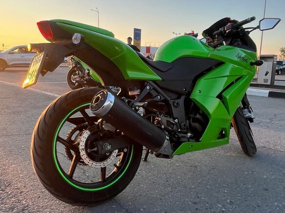 2010 Kawasaki Ninja 250R, зелёный, 270000 рублей - вид 6