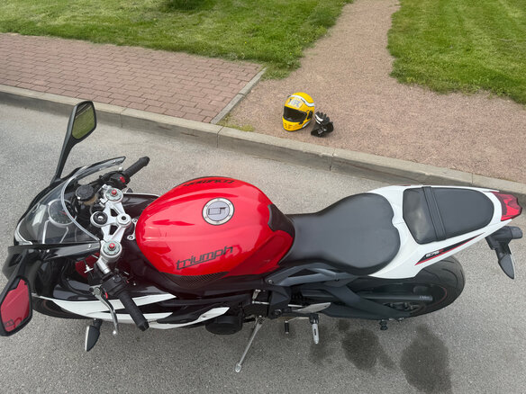 2014 Triumph Daytona 675, красный, 899000 рублей - вид 35