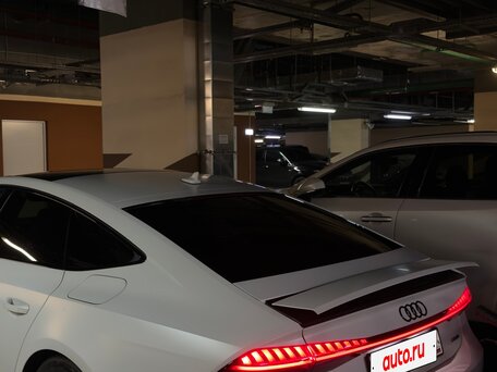 2020 Audi A7 55 TFSI e II (4K), белый, 5190000 рублей, вид 3
