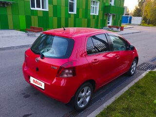 2008 Toyota Yaris Multimode II, красный, 555000 рублей, вид 3