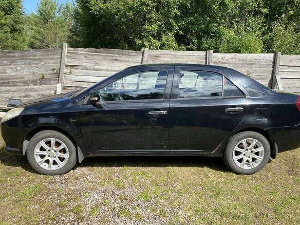 2013 Geely MK I Рестайлинг, чёрный, 300000 рублей - вид 3