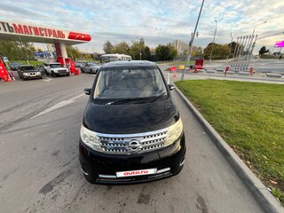 2008 Nissan Serena III (C25), чёрный, 1000000 рублей, вид 3