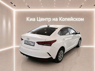 2021 Hyundai Solaris II Рестайлинг, белый, 1399000 рублей, вид 4