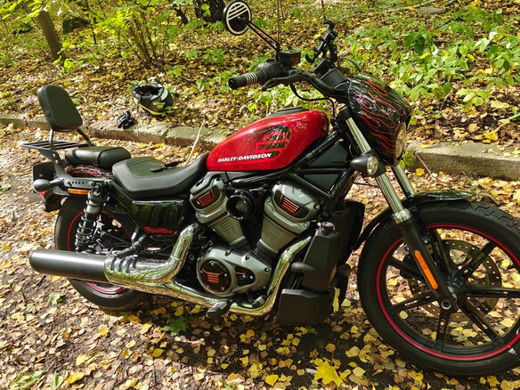 2022 Harley-Davidson Nightster, красный - вид 5