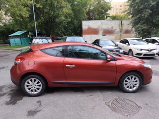 2010 Renault Megane III, оранжевый, 650000 рублей, вид 2