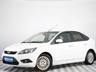 2011 Ford Focus II Рестайлинг, белый, 799000 рублей, вид 3