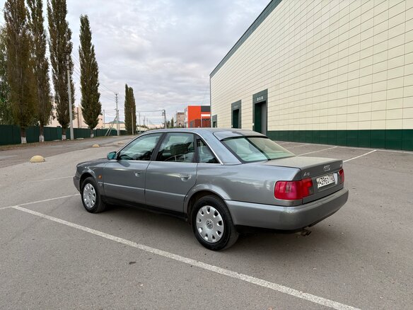 1995 Audi A6 I (C4), серый, 460000 рублей - вид 5