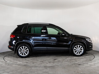 2015 Volkswagen Tiguan I Рестайлинг, чёрный, 949000 рублей, вид 4