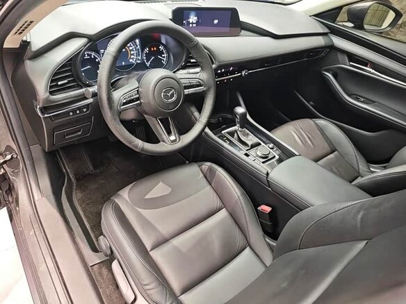 2022 Mazda 3 Axela IV (BP), серебристый, 1320000 рублей - вид 6