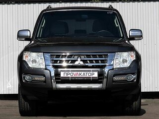 2017 Mitsubishi Pajero IV Рестайлинг 2, серый, 2977000 рублей, вид 2