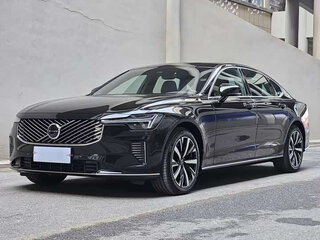 2025 Volvo S90 II Рестайлинг 2, чёрный, 5204865 рублей, вид 1