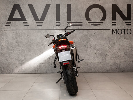 2026 KTM 790 Duke, оранжевый, 1150000 рублей, вид 4