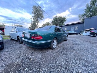 2000 Mercedes-Benz E-Класс 200 II (W210, S210), зелёный, 394999 рублей, вид 4