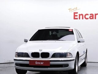 1996 BMW 5 серии 528i IV (E39), белый, 2400000 рублей, вид 2