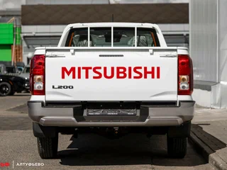 2025 Mitsubishi L200 VI, белый, 4690000 рублей, вид 4