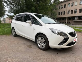 2013 Opel Zafira C, белый, 900000 рублей, вид 3