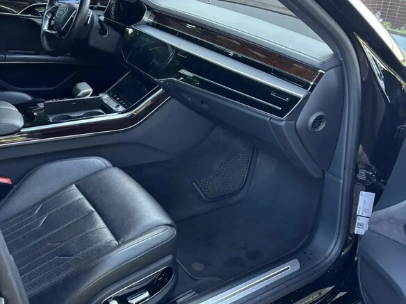 2020 Audi A8 45 TDI IV (D5), чёрный, 6650000 рублей - вид 35