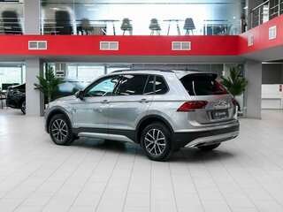 2020 Volkswagen Tiguan II, серый, 2250000 рублей, вид 4