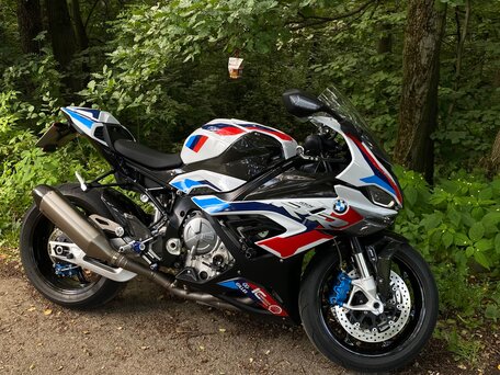 2021 BMW M 1000 RR, белый, 2250000 рублей, вид 1