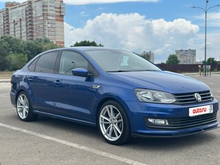 2019 Volkswagen Polo V Рестайлинг, синий, 1575000 рублей, вид 1