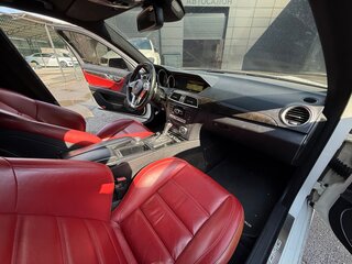 2011 Mercedes-Benz C-Класс AMG 63 AMG III (W204), белый, 3000000 рублей, вид 5