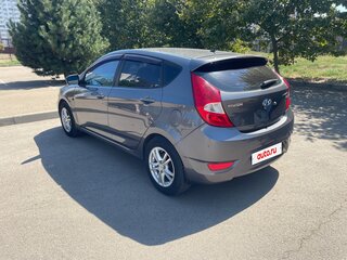 2012 Hyundai Solaris I, серый, 950000 рублей, вид 5
