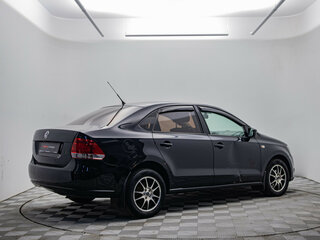 2010 Volkswagen Polo V, чёрный, 650000 рублей, вид 5