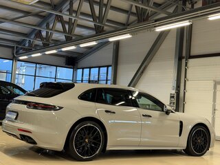 2019 Porsche Panamera 4 Sport Turismo II, серый, 8499000 рублей, вид 4