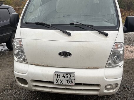 2012 Kia Bongo, белый, 900000 рублей, вид 1