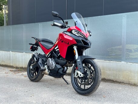 2023 Ducati Multistrada V2, красный, 1550000 рублей, вид 3