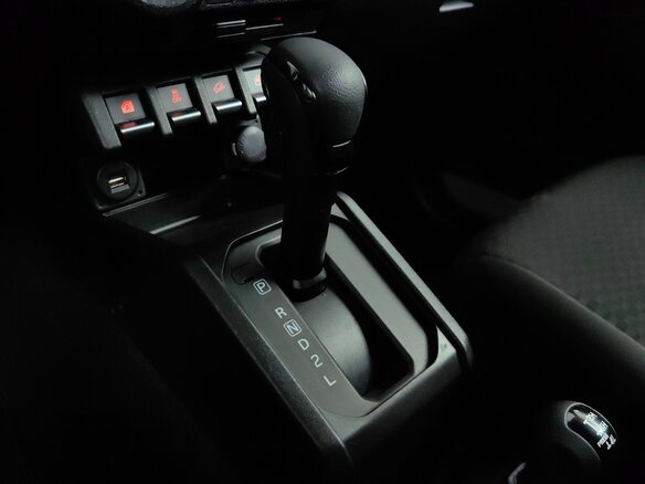 2020 Suzuki Jimny IV, серый - вид 17