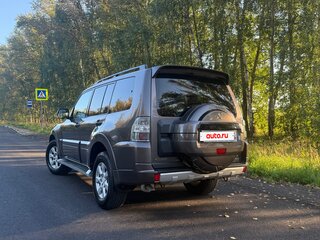 2012 Mitsubishi Pajero IV Рестайлинг 1, коричневый, 1850000 рублей, вид 5