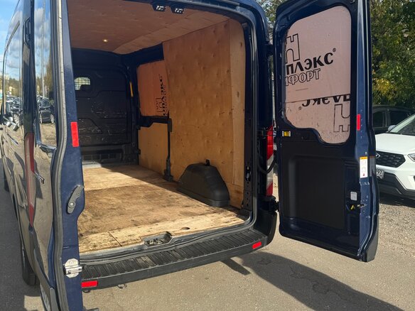 2020 Ford Transit, синий, 2600000 рублей - вид 4