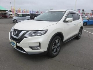 2018 Nissan X-Trail III Рестайлинг, белый, 1900000 рублей, вид 2
