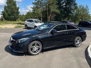2013 Mercedes-Benz E-Класс 200 IV (W212, S212, C207) Рестайлинг, чёрный, 1600000 рублей, вид 4