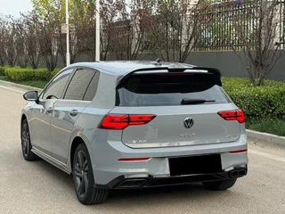 2024 Volkswagen Golf VIII, серый, 2850000 рублей, вид 4