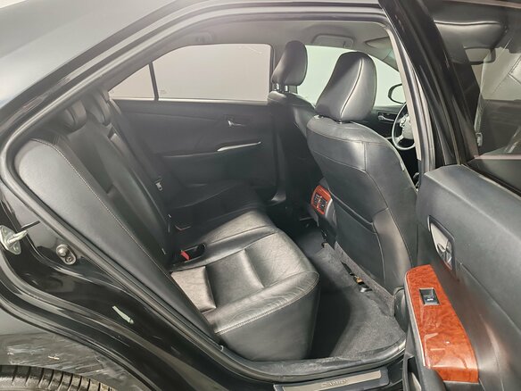 2013 Toyota Camry VII (XV50), чёрный, 1299000 рублей - вид 15