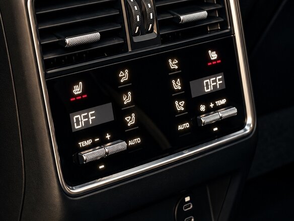 2023 Porsche Cayenne GTS III, чёрный, 15300000 рублей - вид 15