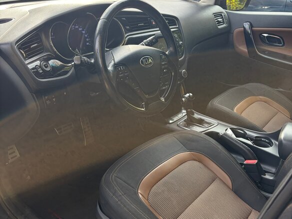 2016 Kia Ceed II Рестайлинг, синий, 1200000 рублей - вид 3