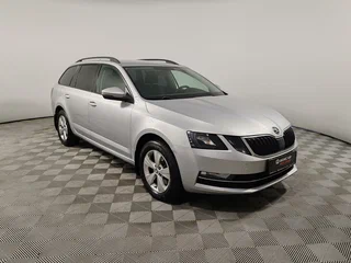 2017 Skoda Octavia III (A7) Рестайлинг, серебристый, 1749000 рублей, вид 3