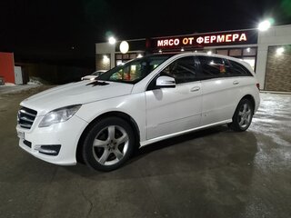 2010 Mercedes-Benz R-Класс 350 Long I Рестайлинг 2, белый, 1550000 рублей, вид 2