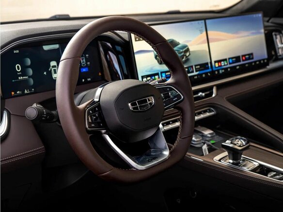 2026 Geely Monjaro (Xingyue L) I Рестайлинг 2 (China Market), серебристый, 4145000 рублей - вид 15