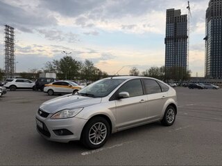2008 Ford Focus II Рестайлинг, серебристый, 349999 рублей, вид 1