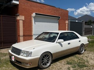 1997 Toyota Crown X (S150), белый, 800000 рублей, вид 2