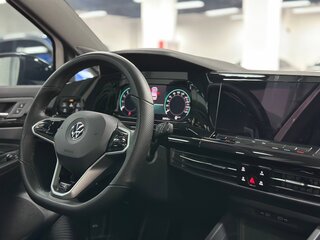 2023 Volkswagen Golf VIII, белый, 2040000 рублей, вид 4