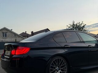 2011 BMW 5 серии 535i xDrive VI (F10/F11/F07), синий, 2400000 рублей, вид 4