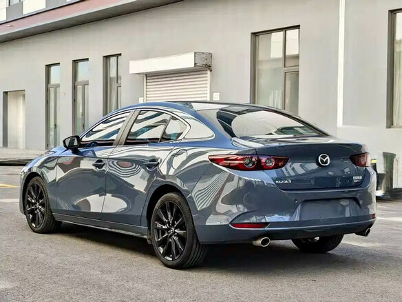 2023 Mazda 3 Axela IV (BP), голубой, 2300000 рублей - вид 5